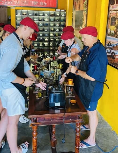 Hoi An:Coffee Making Class (Coffee: egg, Salt, Coconut, ...) - Making your own cup, step by step