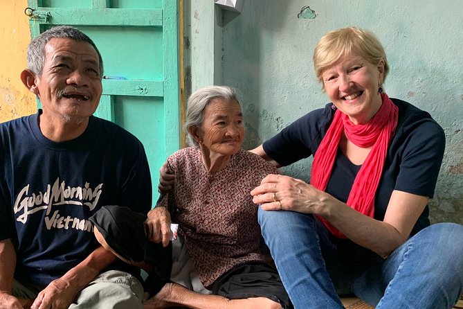 Hoi An Coffee Making Workshop - The small group and teaching style