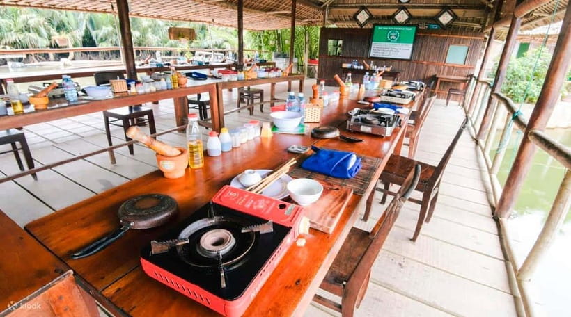 Hoi An: Cooking Class + basket boat (free transfer in Hoian) - The market visit: useful, but check your departure time