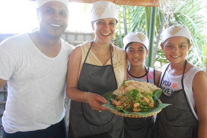 Hoi An Cooking Class(Market,BasketBoat Crabfishing&Cooking Class) - Who should book this experience?