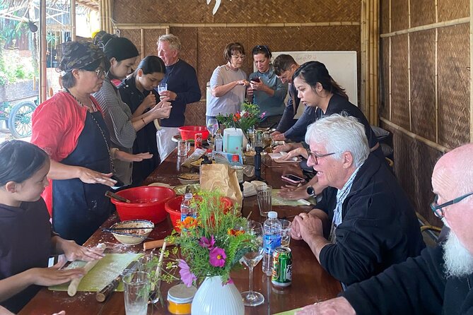 Hoi An Cooking Class - Traditional Chinese Dumpling - Making Chinese dumplings by hand