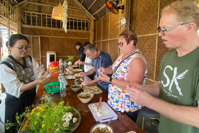 Hoi An Cooking Class - Traditional Chinese Dumpling - Sitting down to eat what you made