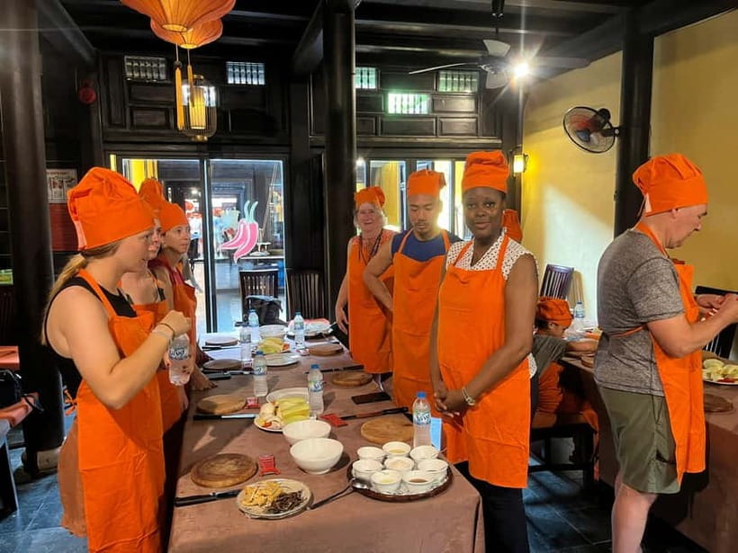 Hoi An: Cooking Class with Exploring Hoi An Market - Eating What You Prepared