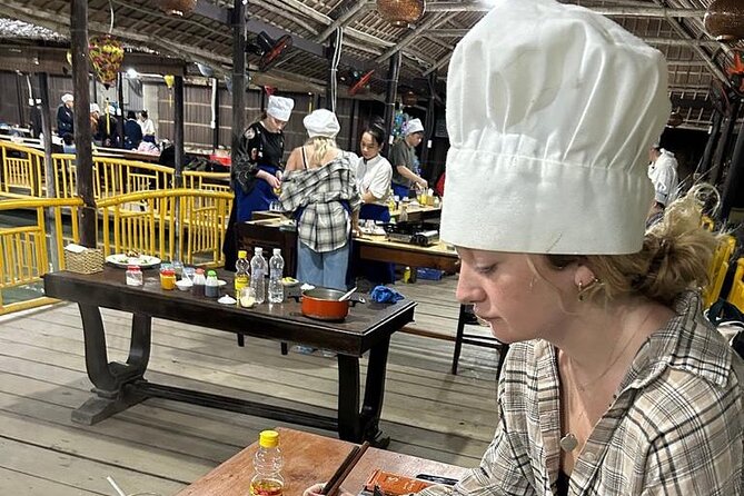 Hoi An Cooking Class with Local Chef - A Small Group With Room for Questions