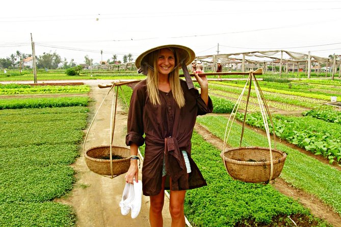 Hoi An Countrylife Tour Experience & Vietnamese Set Menu - Thanh Ha Pottery Village and Its 500-Year Craft