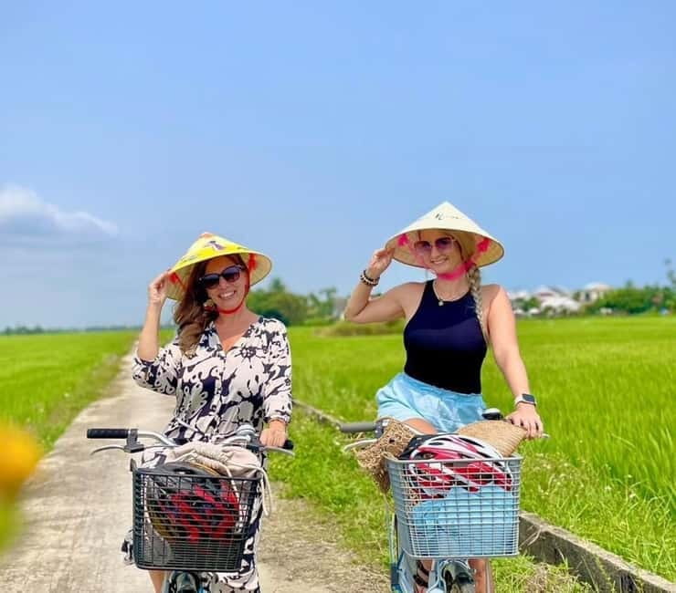 Hoi An: Countryside Biking Sighseeing & Basket Boat Ride - Starting from Hoi An and getting onto the bicycles