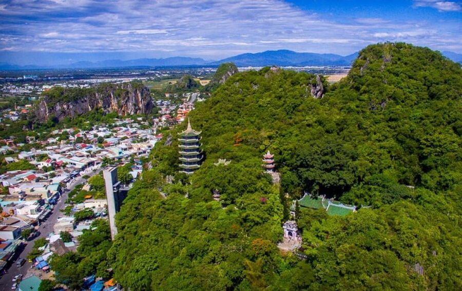 Hoi An/Da Nang : Golden Bridge , Marble Mt & Lady Buddha - Who will get the most from this tour