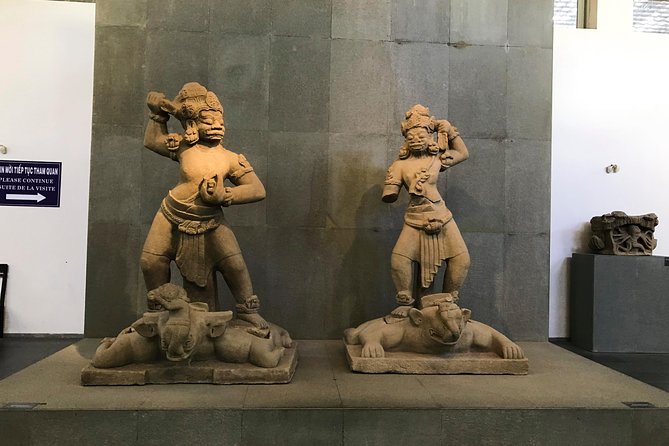 Hoi An: Da Nang Highlights And Natural Wonders Full-day Tour - Son Tra Peninsula and the giant Lady Buddha