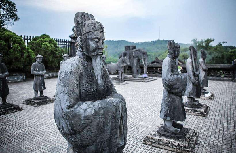 Hoi An/Da Nang: Hue Imperial City by Bus or Train Experience - Key points to know before booking