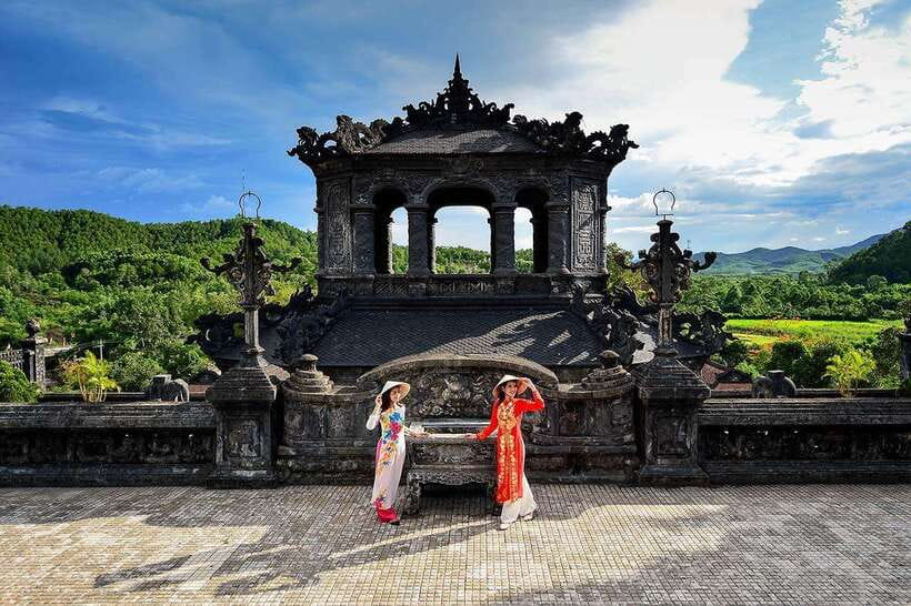 Hoi An/Da Nang: Hue Imperial City by Bus or Train Experience - The Lang Co break and the cost of extra stops