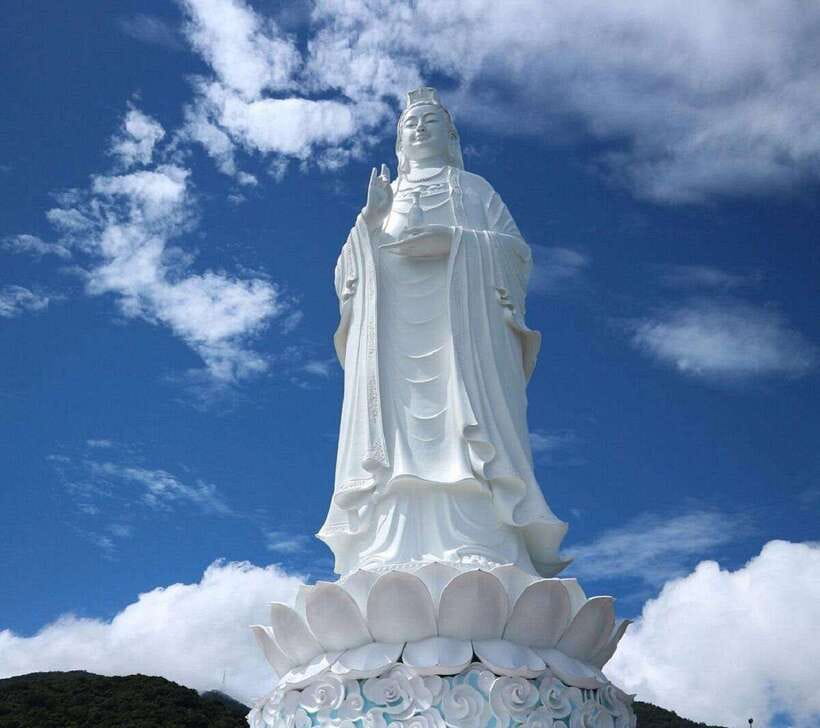 Hoi An/Da Nang: Marble Mountains, Lady Buddha & My Son Trip - Guides, driving, and the feel of the day