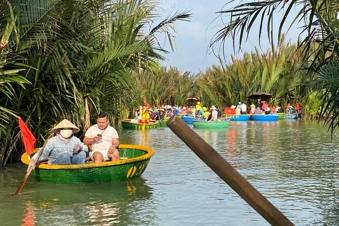 Hoi An Eco & Cooking Class - Catching fish and purple crabs