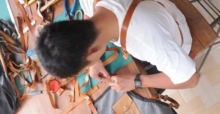 Hoi An: Experience Handmade Leather Making in Oldtown - Choosing Leather, Color, and a Useful Design