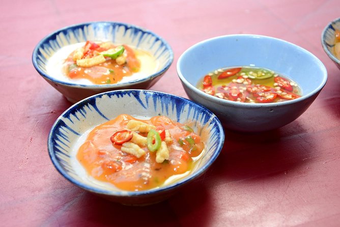Hoi An Food Tour by Motorbike with Tastings and Dinner - Starting with Hoi An’s famous bread shop