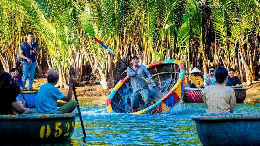 Hoi An: Hoi An Basket Boat Ride in Water Coconut Forest - What to bring for a comfortable ride