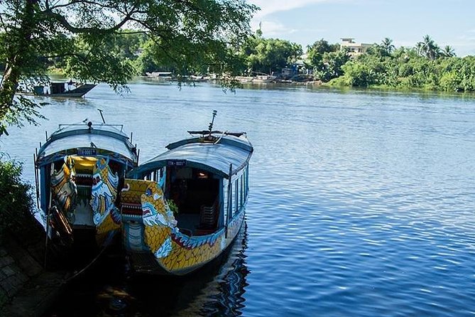 Hoi An: Imperial Hue And Hai Van Pass Full-day Tour - Khai Dinh Tomb: ornate, compact, and very different