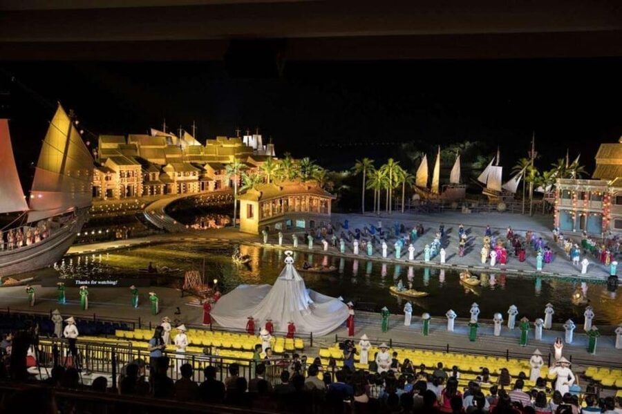 Hoi An Impression Show - Hoi An History - What Happens Between 4 PM and 8 PM