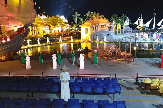 Hoi An Impression show (The real world performance) - Arriving at Hoi An Memories Land at 6:00 pm
