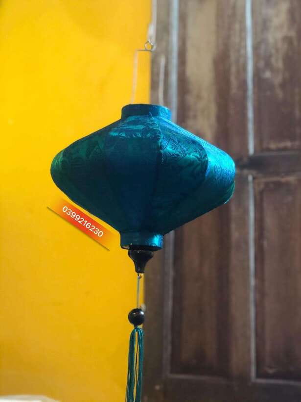 Hoi An: Lantern and Coffee Making Class - Crossing to the lantern workshop