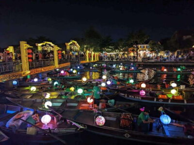 Lantern Boat Trip & Release Lantern