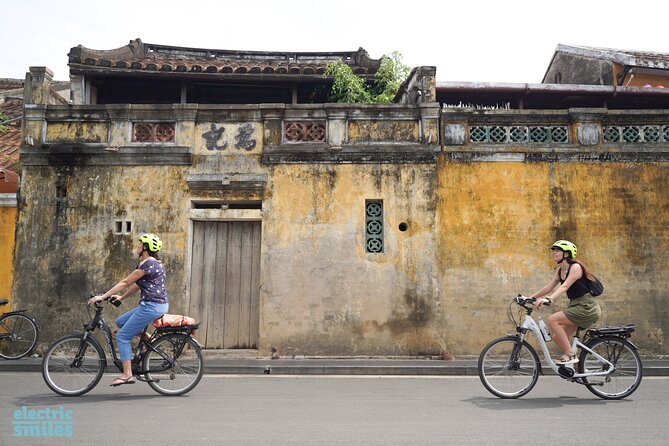 Hoi An Makers Tour by E-Bike - Seeing mats, boats, rice paper, and fermented foods