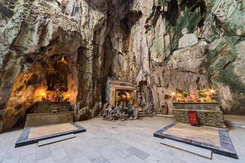 Hoi An: Marble Mountain & Monkey Mountain in Afternoon Tour - Guides can make the caves easier to understand