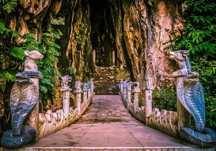 Hoi An : Marble Mountains and My Son Sanctuary Full Day Trip - The Thu Bon River at sunset