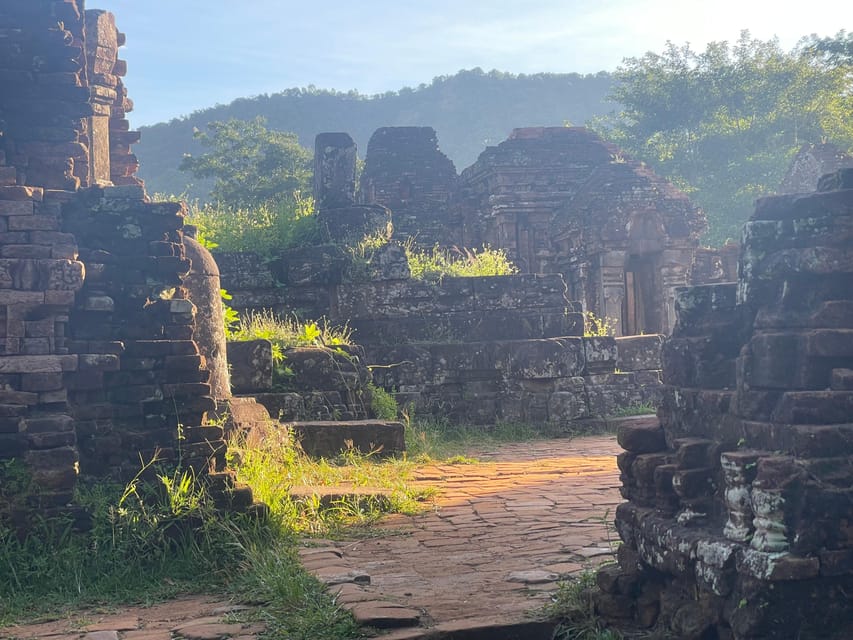 Hoi An: My Son Ruins: Guide-Bus-Boat-Cultural Show-Lunch - The Practical Details That Matter
