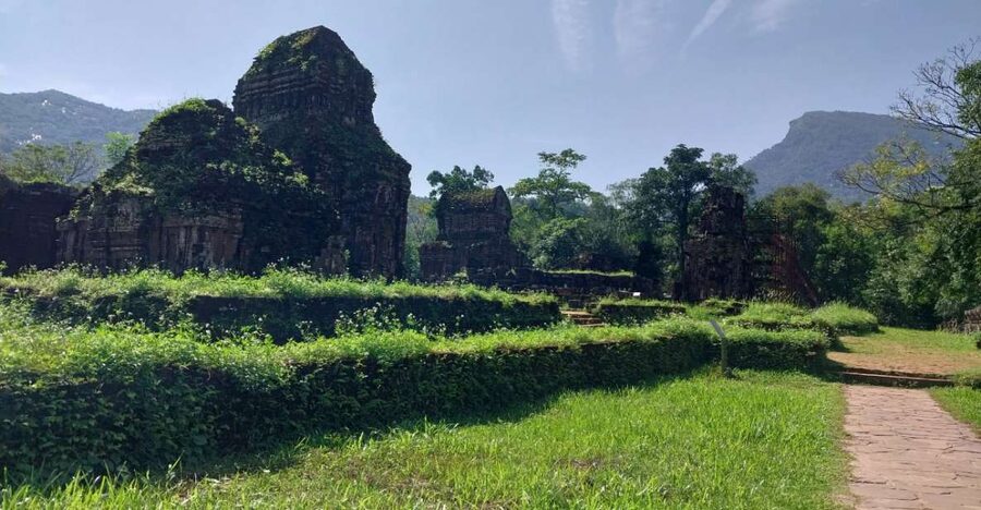 Hoi An: My Son Sanctuary Sunrise & Boat Trip w. Breakfast - Exploring My Son’s Cham temple-towers