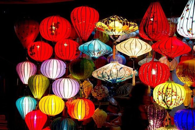 Hoi An Night Heritage And Lantern Experience - Why Hoi An works so well at night