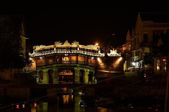 Hoi An Night Heritage And Lantern Experience - A museum, an ancient house, and the story behind the streets