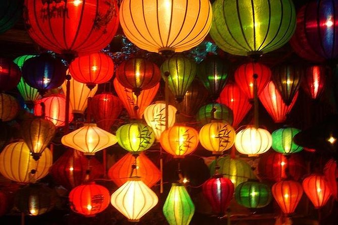 Hoi An Night Heritage And Lantern Experience - Dinner at a local restaurant