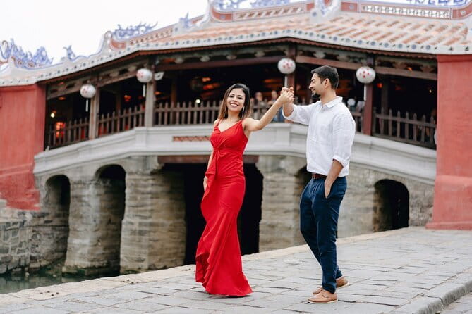 Hoi An Pre Wedding Standard Package - Why Hoi An works so well for wedding photographs
