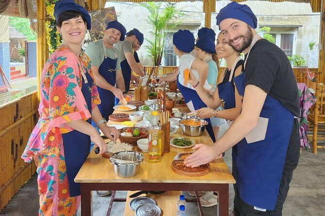 Hoi An Private Seafood Cooking Class/Oyster Cooking Experience - Starting With Hoi An’s Morning Seafood Catch