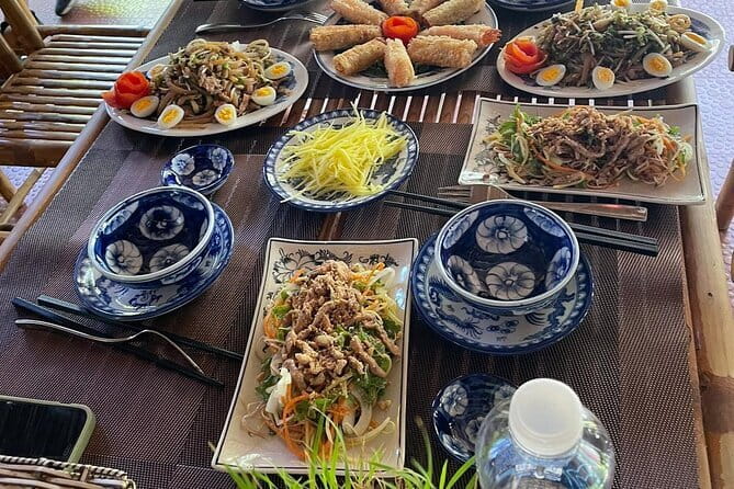 Hoi An Private Seafood Cooking Class/Oyster Cooking Experience - Choosing Your Three to Five Seafood Dishes