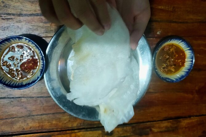 Hoi An street food tour - Rice pancakes and the pleasures of small portions