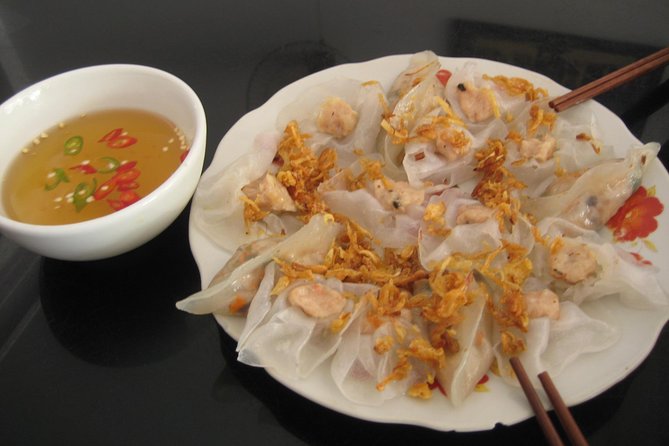 Hoi An Street Food Tour- Eat Like A Local - White Rose Restaurant and the first taste of Hoi An