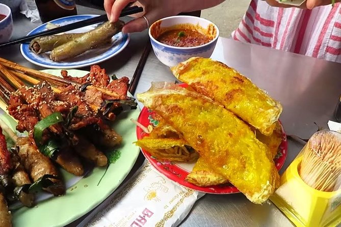 Hoi An street food Tour - Private Tour - Banh mi starts the tasting with a familiar favorite