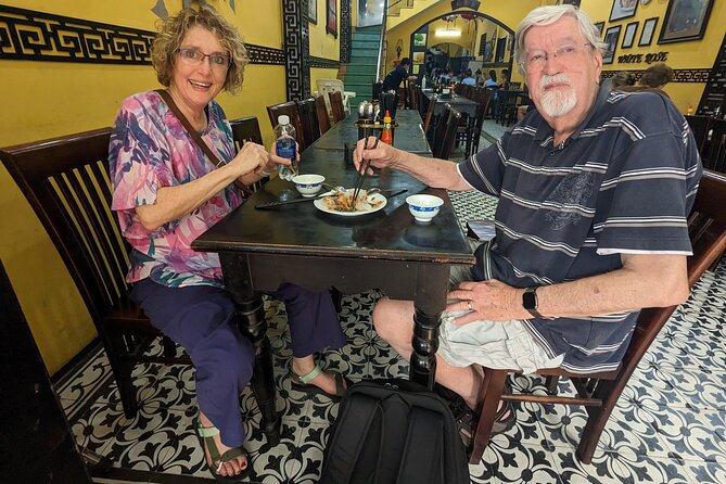 Hoi An Street Food Tour with a Real Foodie - Private Tour - Seeing white rose and wonton made by hand