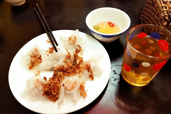 Hoi An Street Food Walking Tour with Tastings - Guides Make the Difference