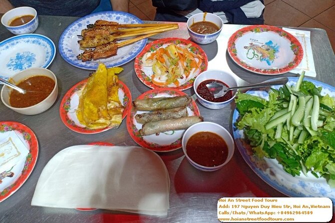 Hoi An Street Walking Food Tours - Guides Lucky and Minh shape the experience