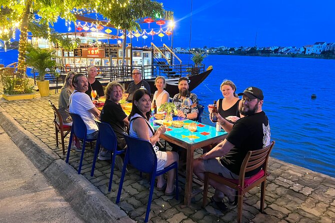 HOI AN Sunset Food Tour - Night Market - Lantern Streets - Food choices and who should book