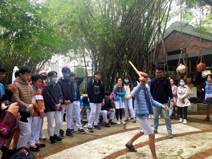 Hoi An: Thanh Ha Village Tour with Pottery Making and Gift - Making a simple pottery piece