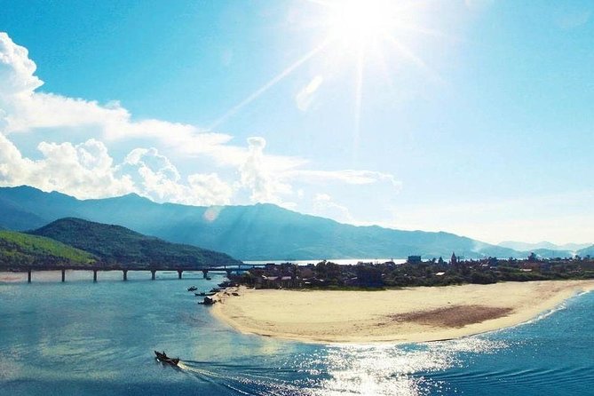 Hoi An to Hue by Private Car via Many Scenic Stopovers - What the private car adds to the day
