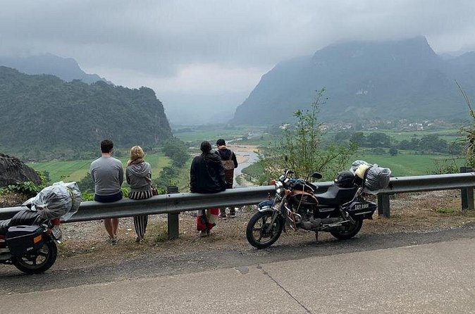Hoi An to Phong Nha: Explore Hidden Caves & Landscapes - Day 4: Phong Nha Cave by boat and Paradise Cave on foot