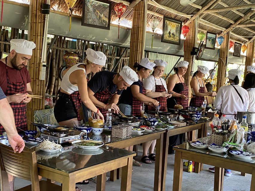 Hoi An: Traditional Cooking Class & meal w Cam Thanh Family - Vegetarian menus and practical limits