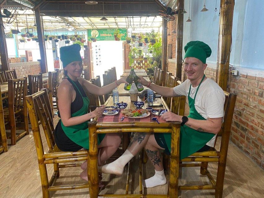 Hoi An: Traditional Cooking Class & meal with Local Family - Cooking beside the water or in Tra Que Herbs Garden