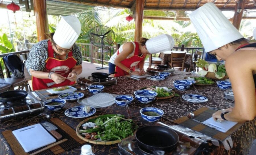Hoi An: Traditional Cooking Class & meal with Local Family - Four dishes, clear instructions, and plenty of hands-on work
