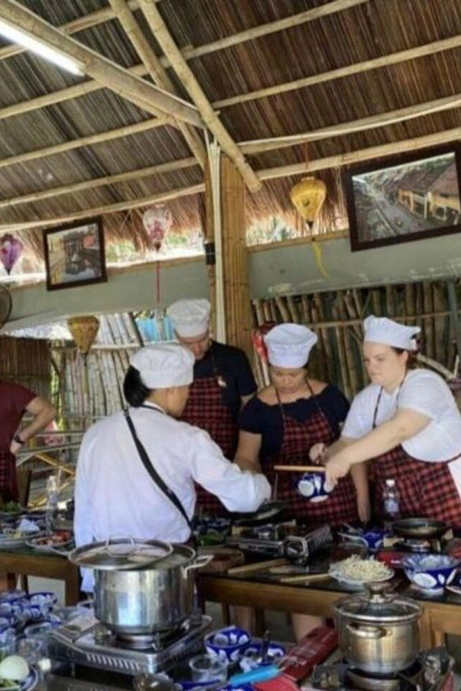 Hoi An: Vegetarian Cooking Class w Local Family and transfer - Eating what you prepared