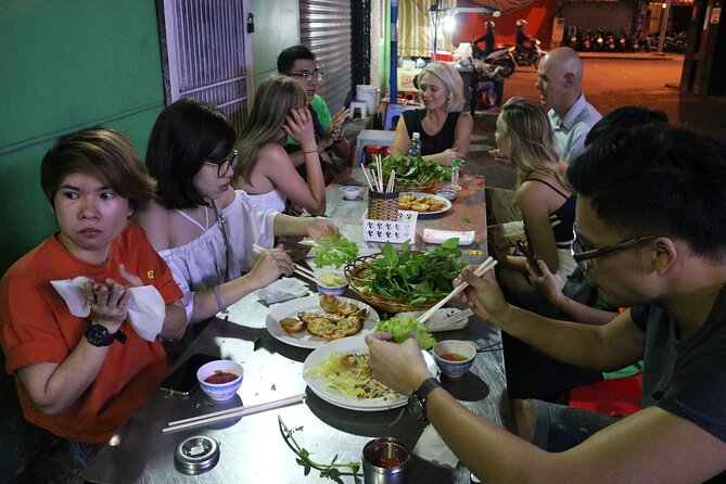 Hoi An Vespa By Night Street Food Tour - Seafood, river views, and the local side of Hoi An
